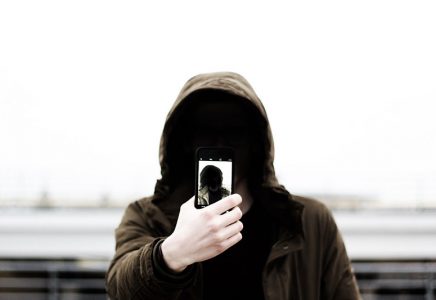 iphone-camera-hacked