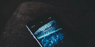 How to Tap a Cell Phone